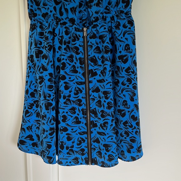 Cute blue dress with zippered back detail - Picture 7 of 7